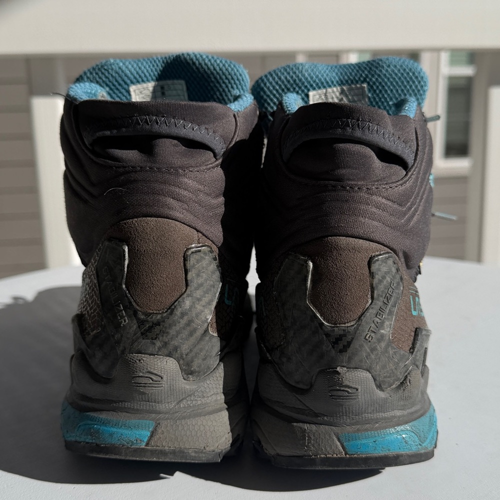 Sportiva Ultra Raptor II Mid GTX Hiking Shoes In Carbon/Topaz Sz-8 - Picture 3 of 15